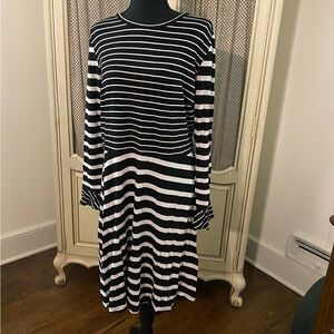 Beautiful LOFT double striped dress